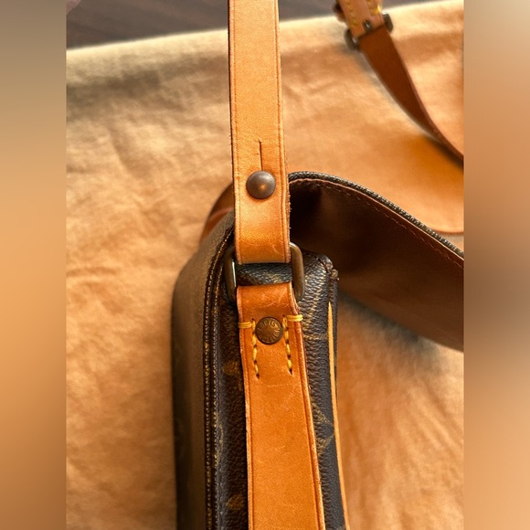 Louis Vuitton Cartouchière PM - Picture 12 of 16